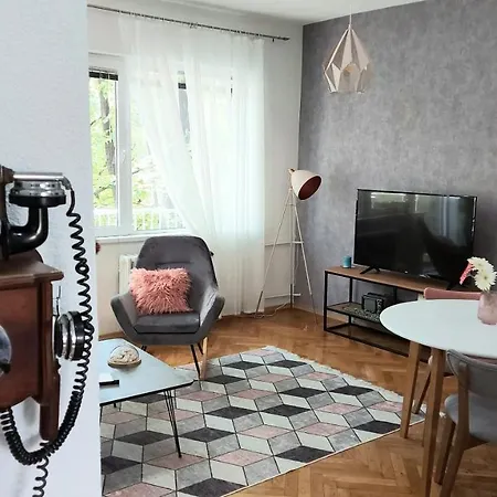 Inner City Two Bedroom Apartment Skopje Exterior photo